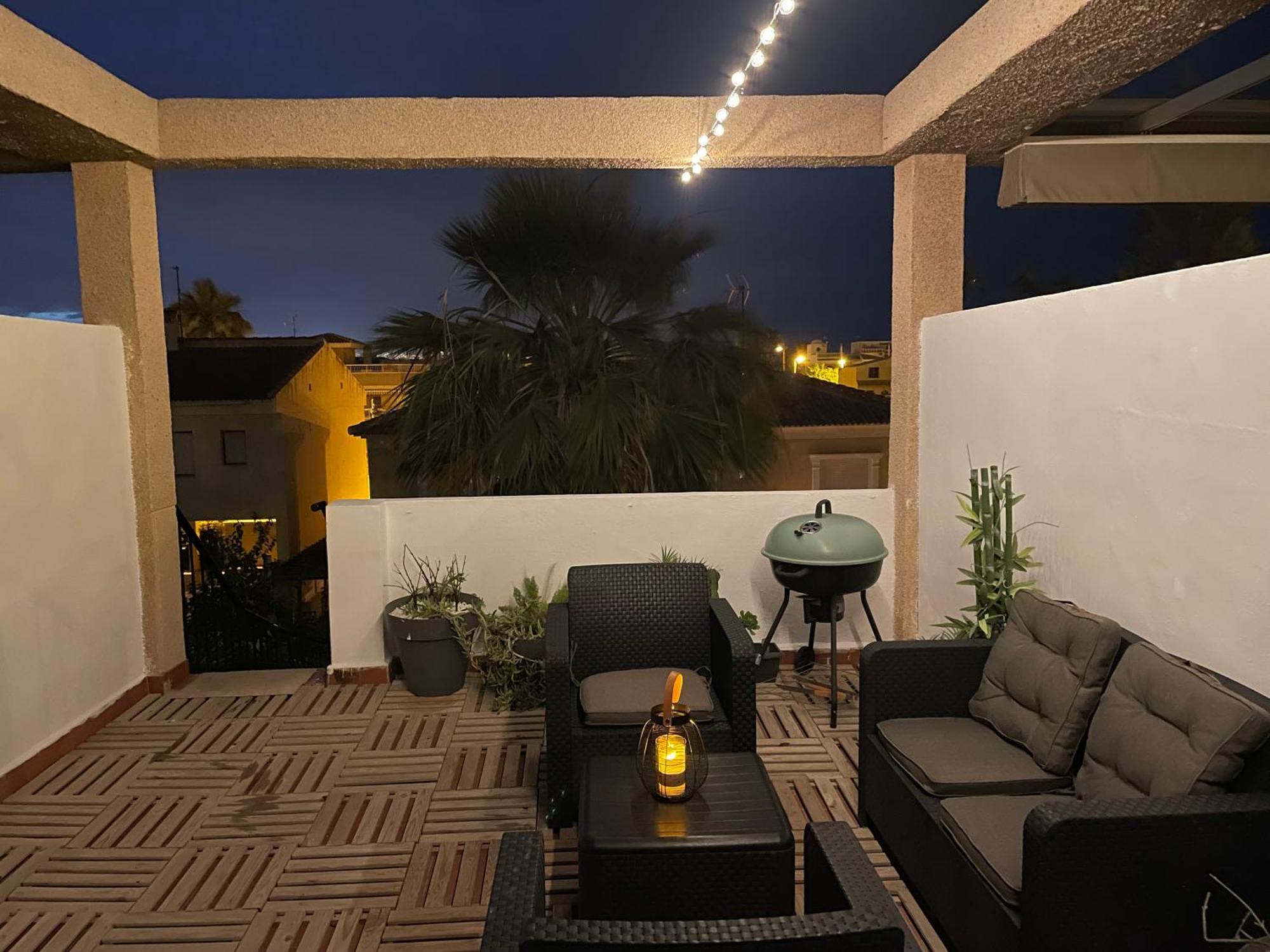 Przytulny Apartament 100M Od Plazy Torrevieja Exteriör bild