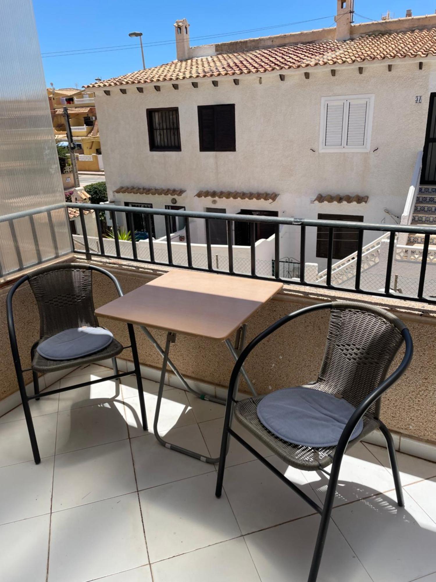 Przytulny Apartament 100M Od Plazy Torrevieja Exteriör bild
