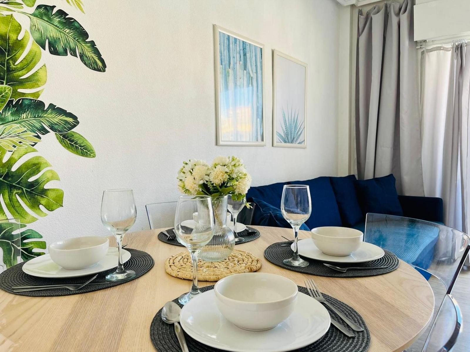 Przytulny Apartament 100M Od Plazy Torrevieja Exteriör bild