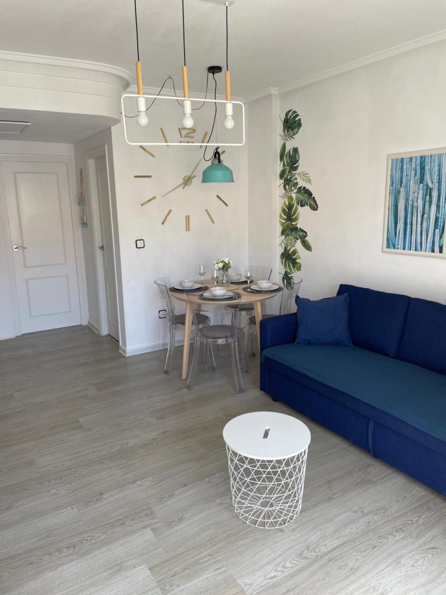 Przytulny Apartament 100M Od Plazy Torrevieja Exteriör bild